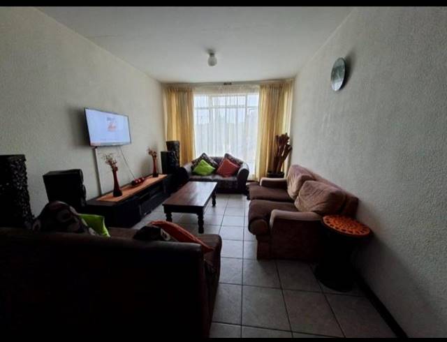 2 BEDROOM APARTMENT FOR SALE IN ELSBURG